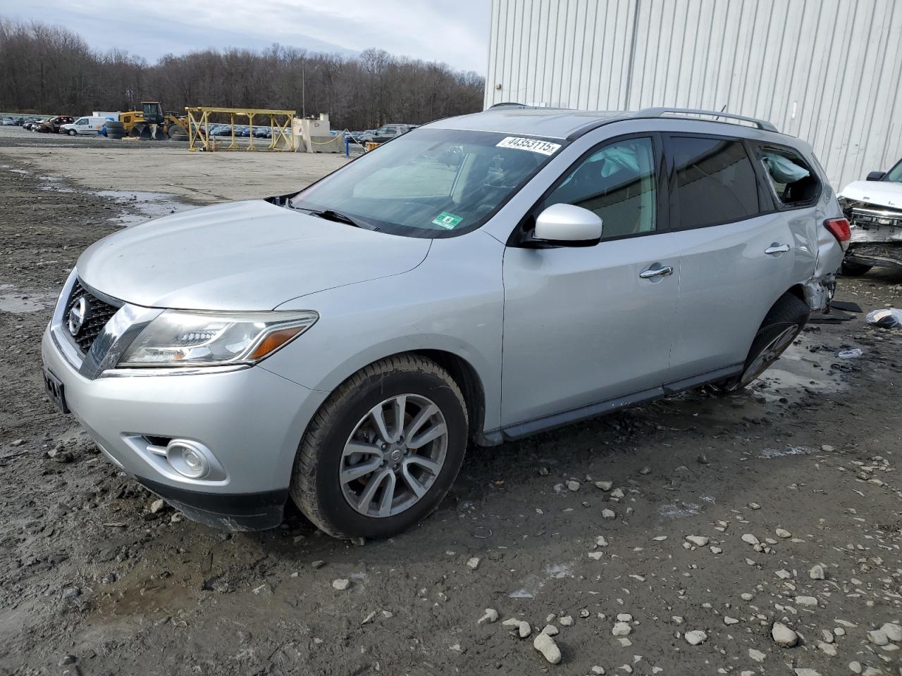 2016 Nissan Pathfinder - Image 1
