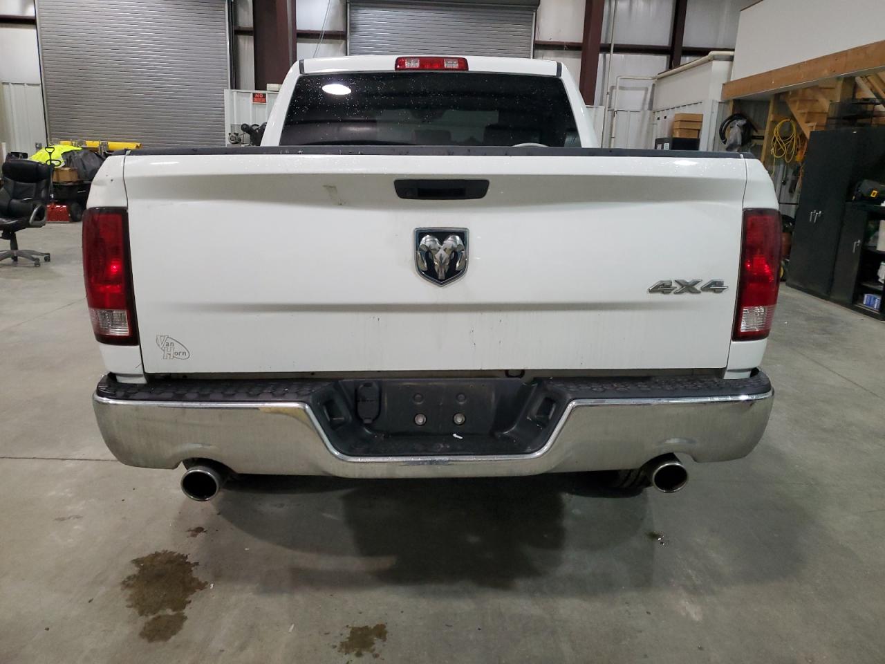 2021 RAM 1500 - Image 6