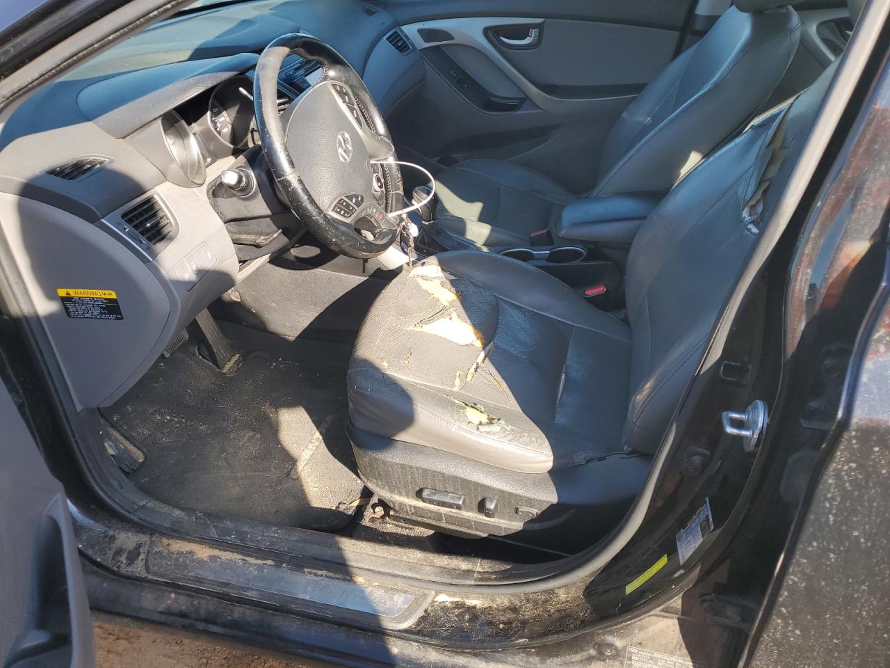 2014 Hyundai Elantra - Image 7