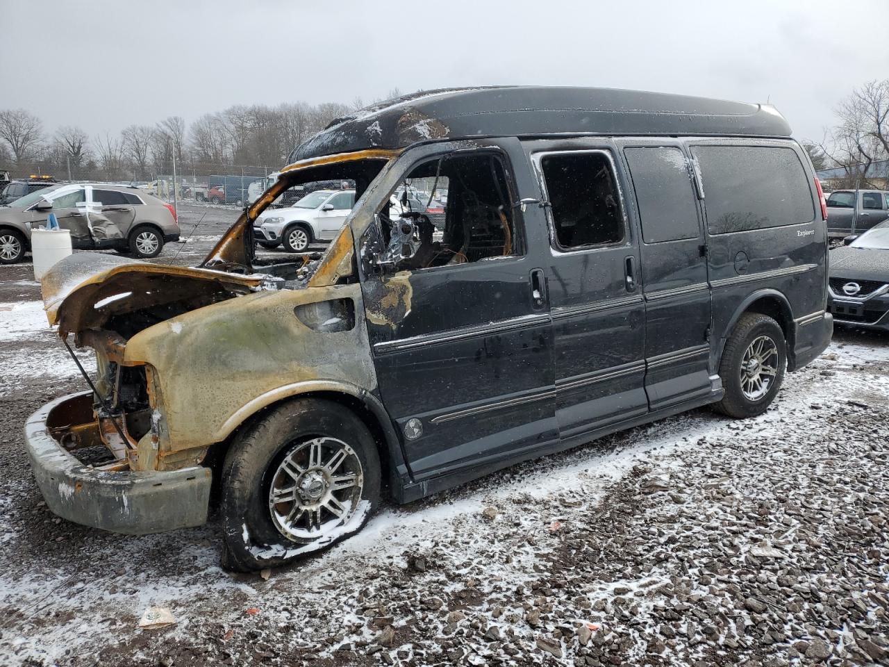 2014 GMC Savana - Image 1