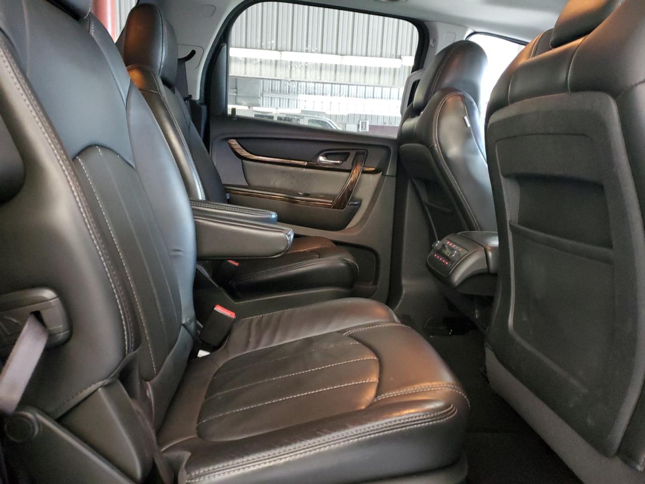 2014 GMC Acadia - Image 12