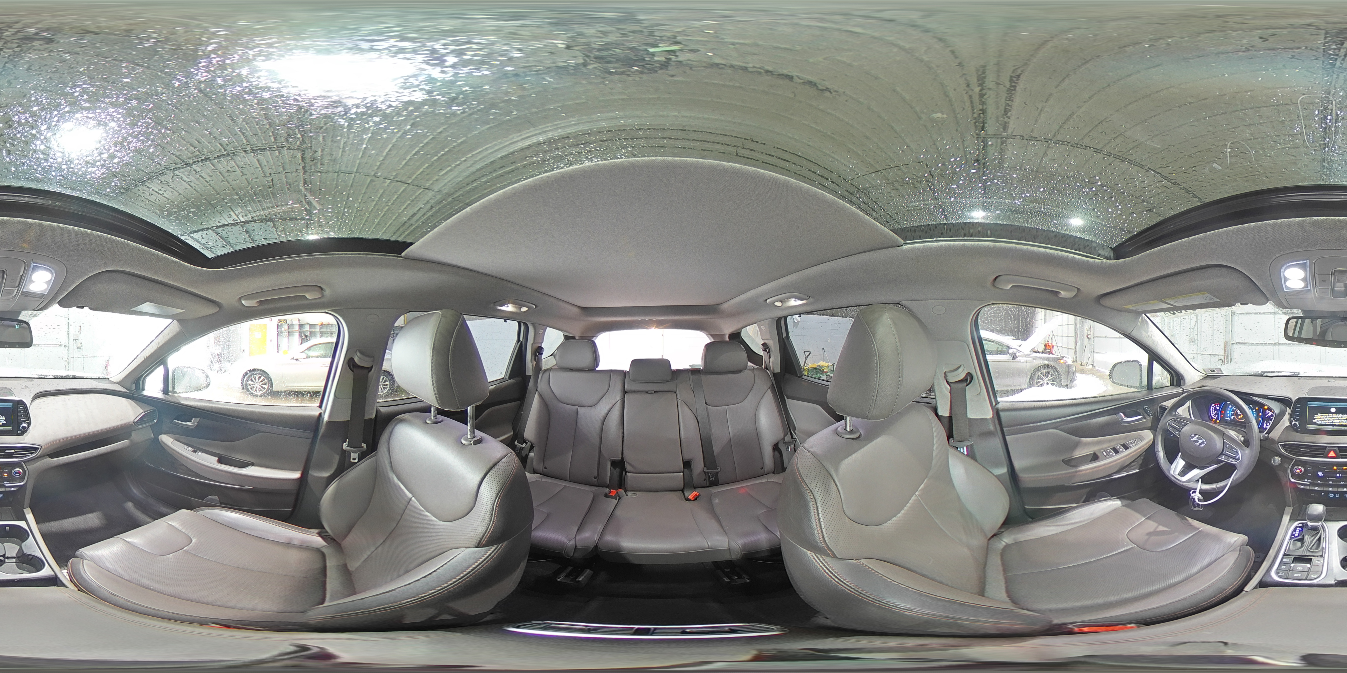 2019 Hyundai Santa Fe - Image 16