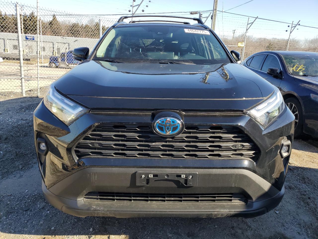 2024 Toyota RAV 4 - Image 5