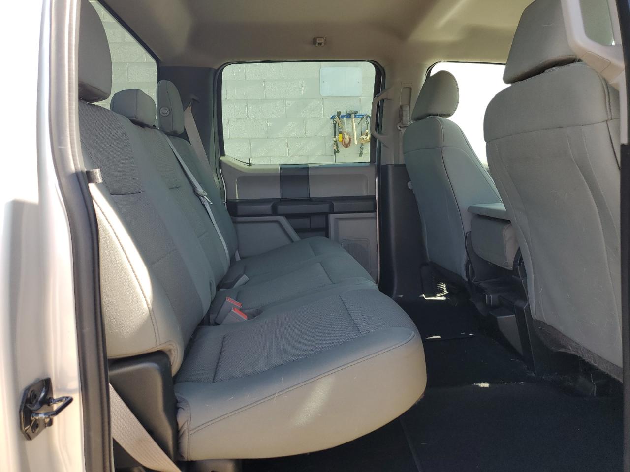 2018 Ford F350 - Image 10
