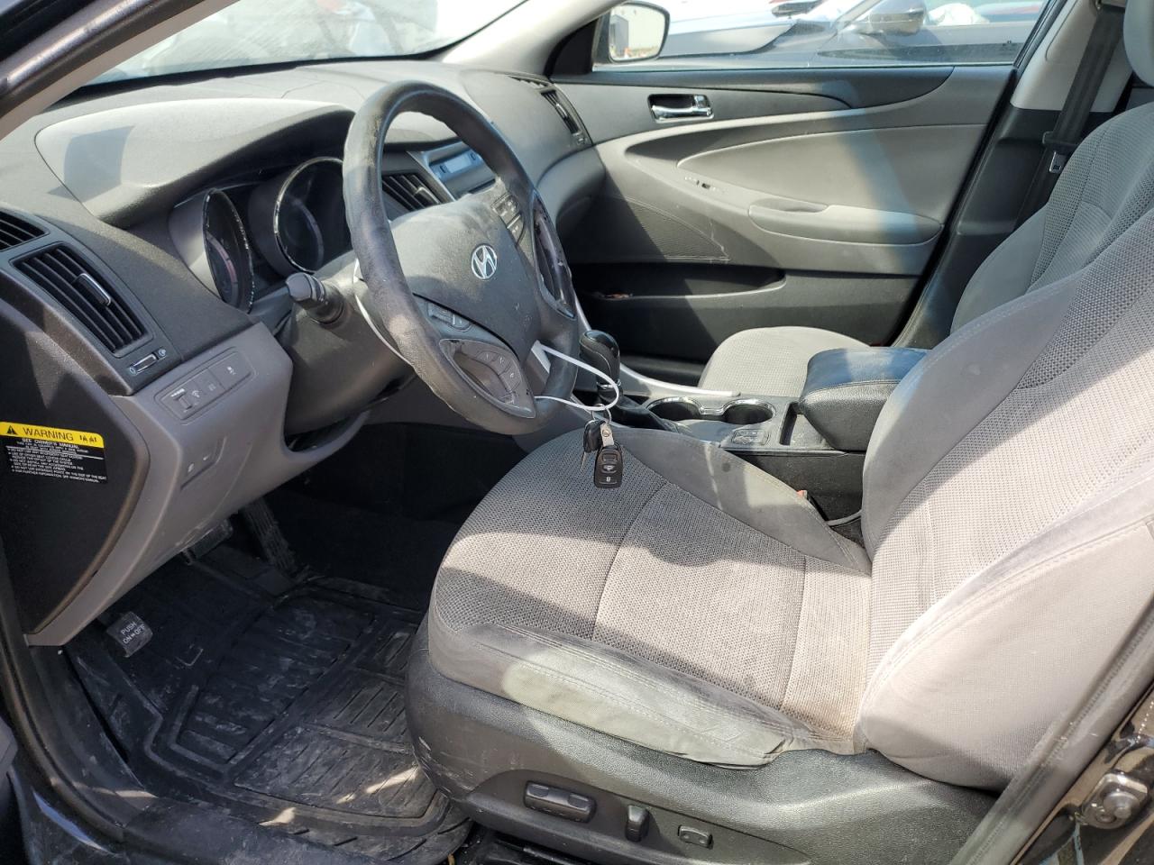 2013 Hyundai Sonata - Image 7