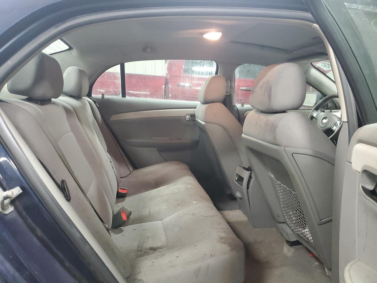 2009 Chevrolet Malibu - Image 10