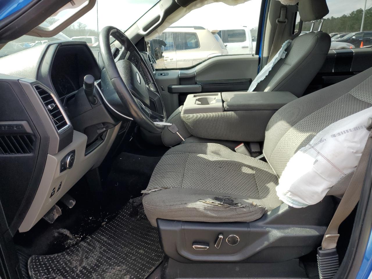 2015 Ford F-150 - Image 7