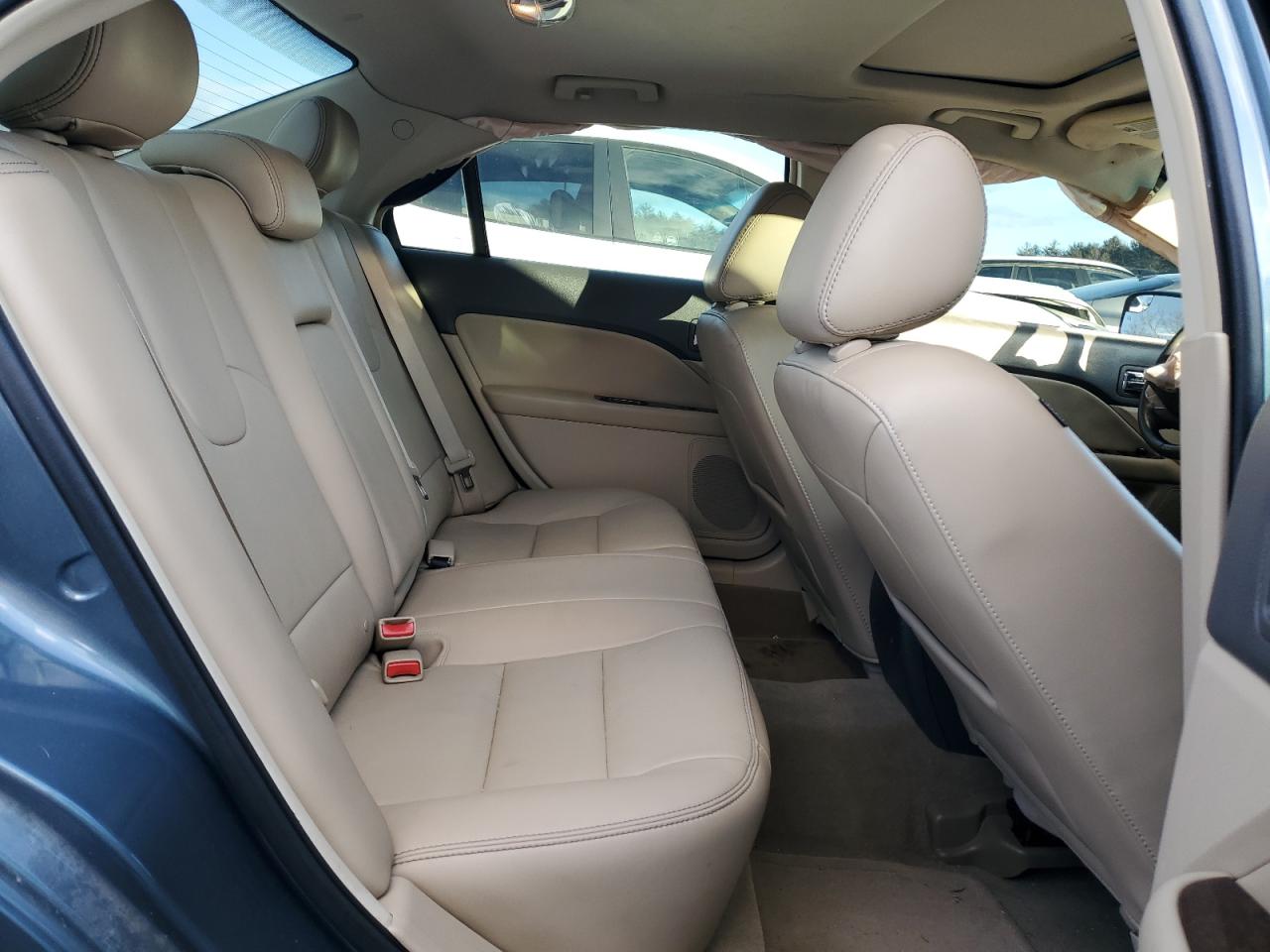 2011 Ford Fusion - Image 10