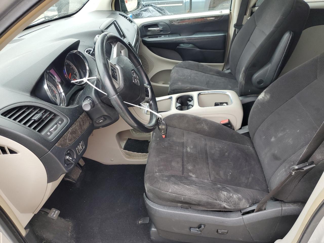 2011 Dodge Caravan - Image 7