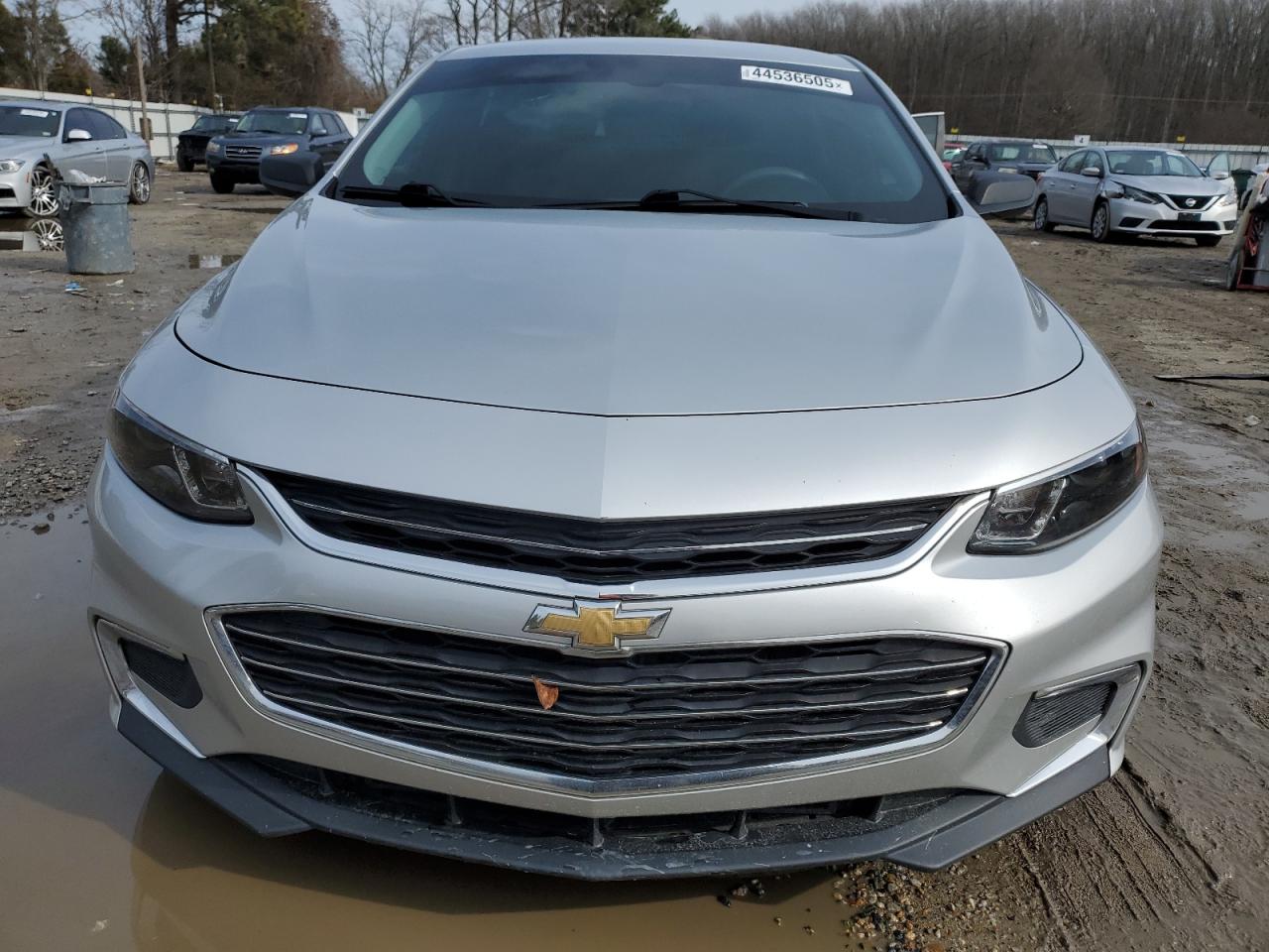 2018 Chevrolet Malibu - Image 5