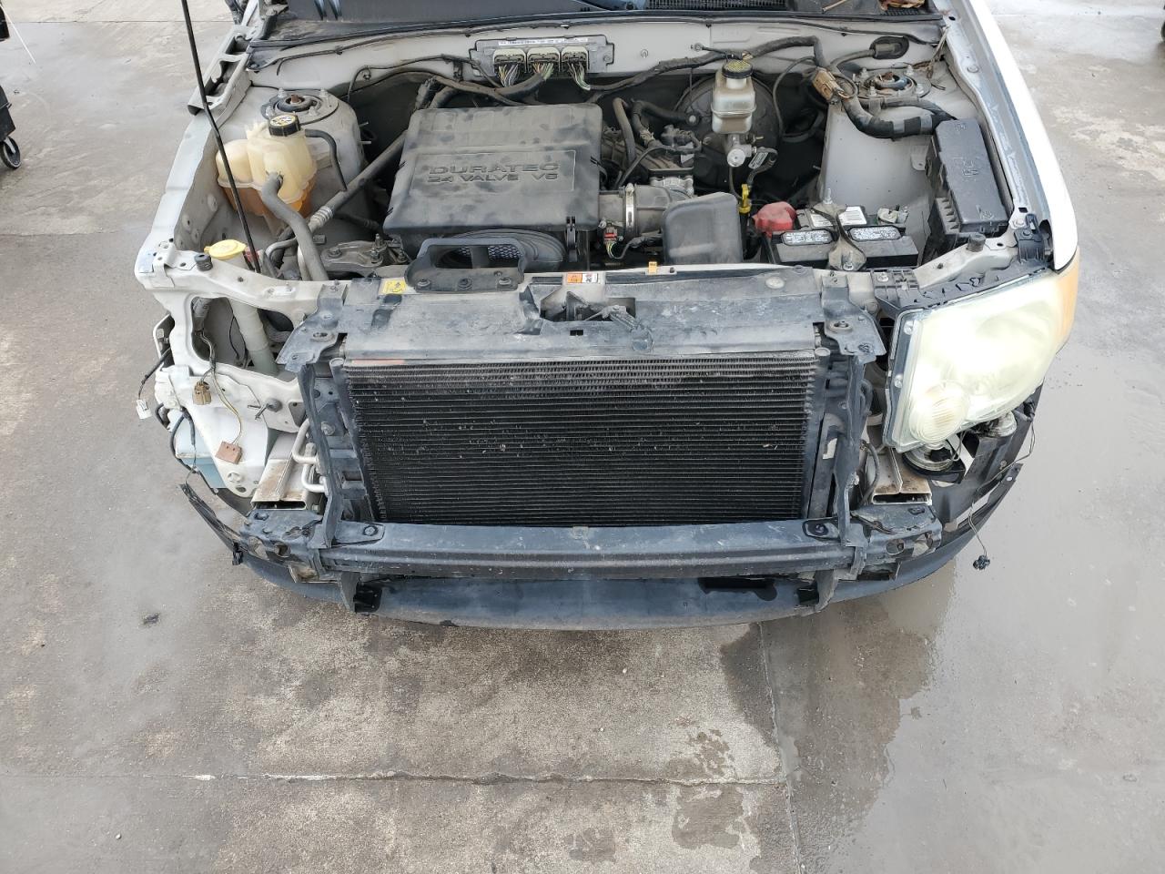 2011 Ford Escape - Image 11