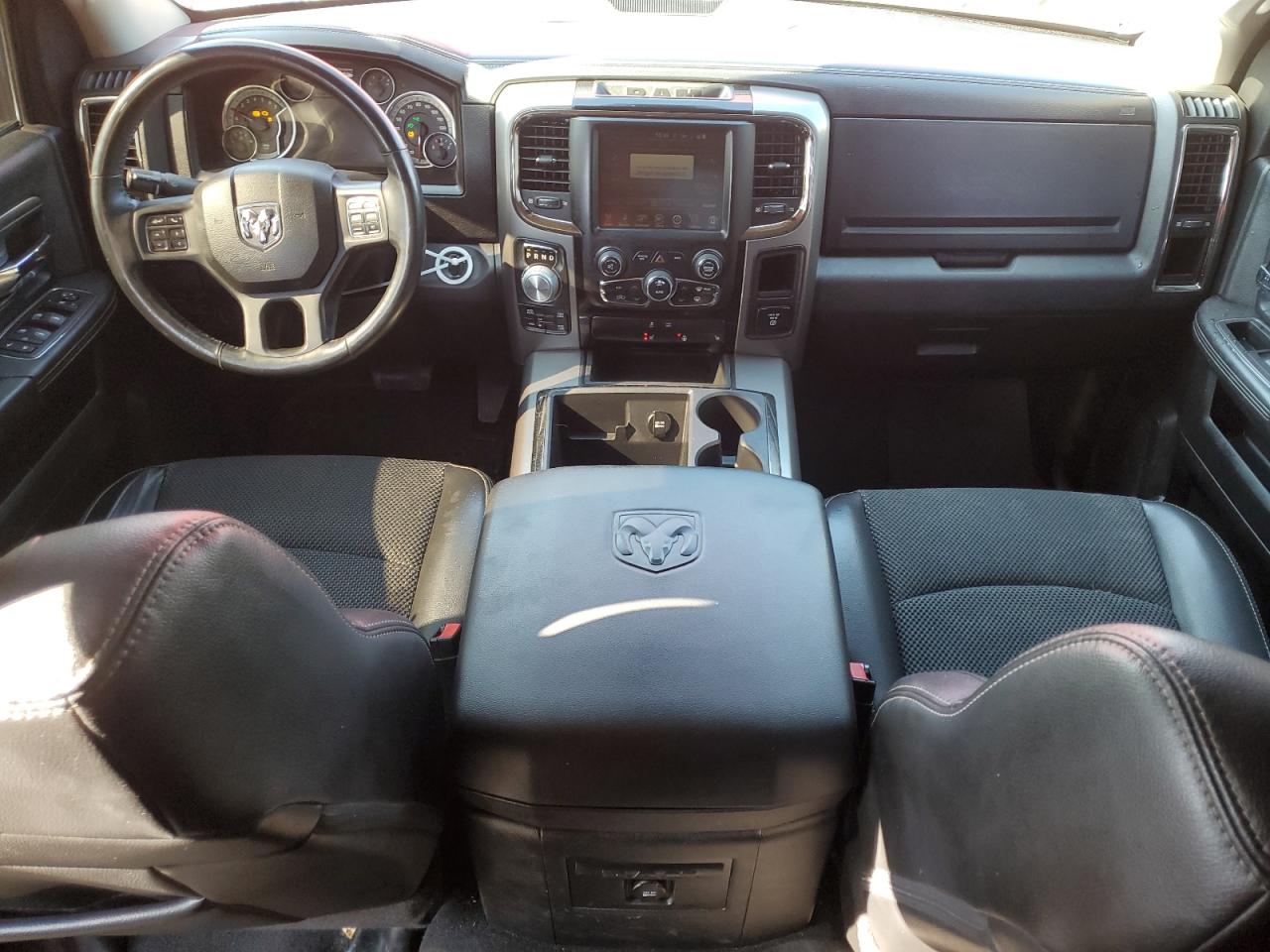 2014 RAM 1500 - Image 8