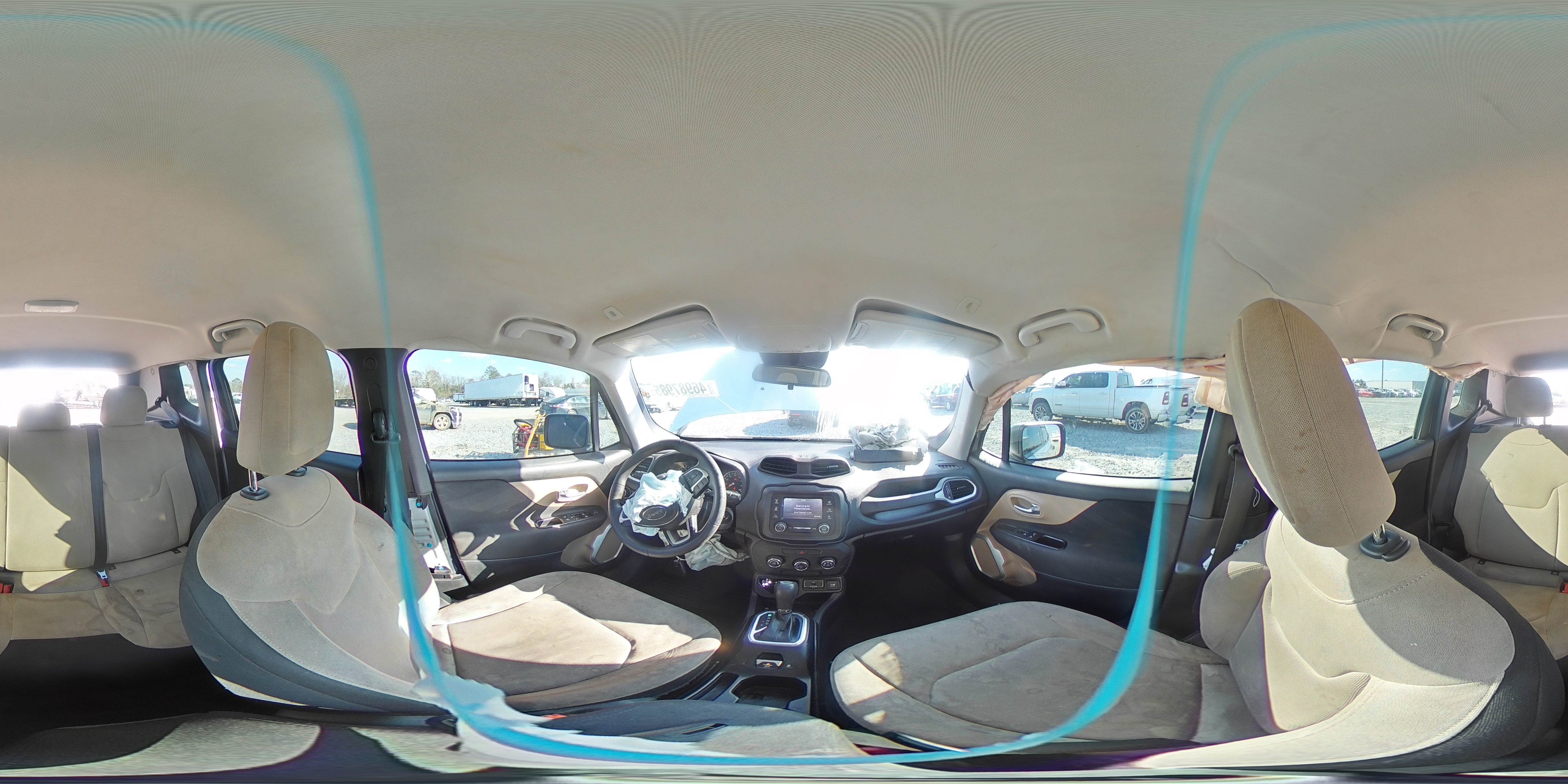 2018 Jeep Renegade - Image 12