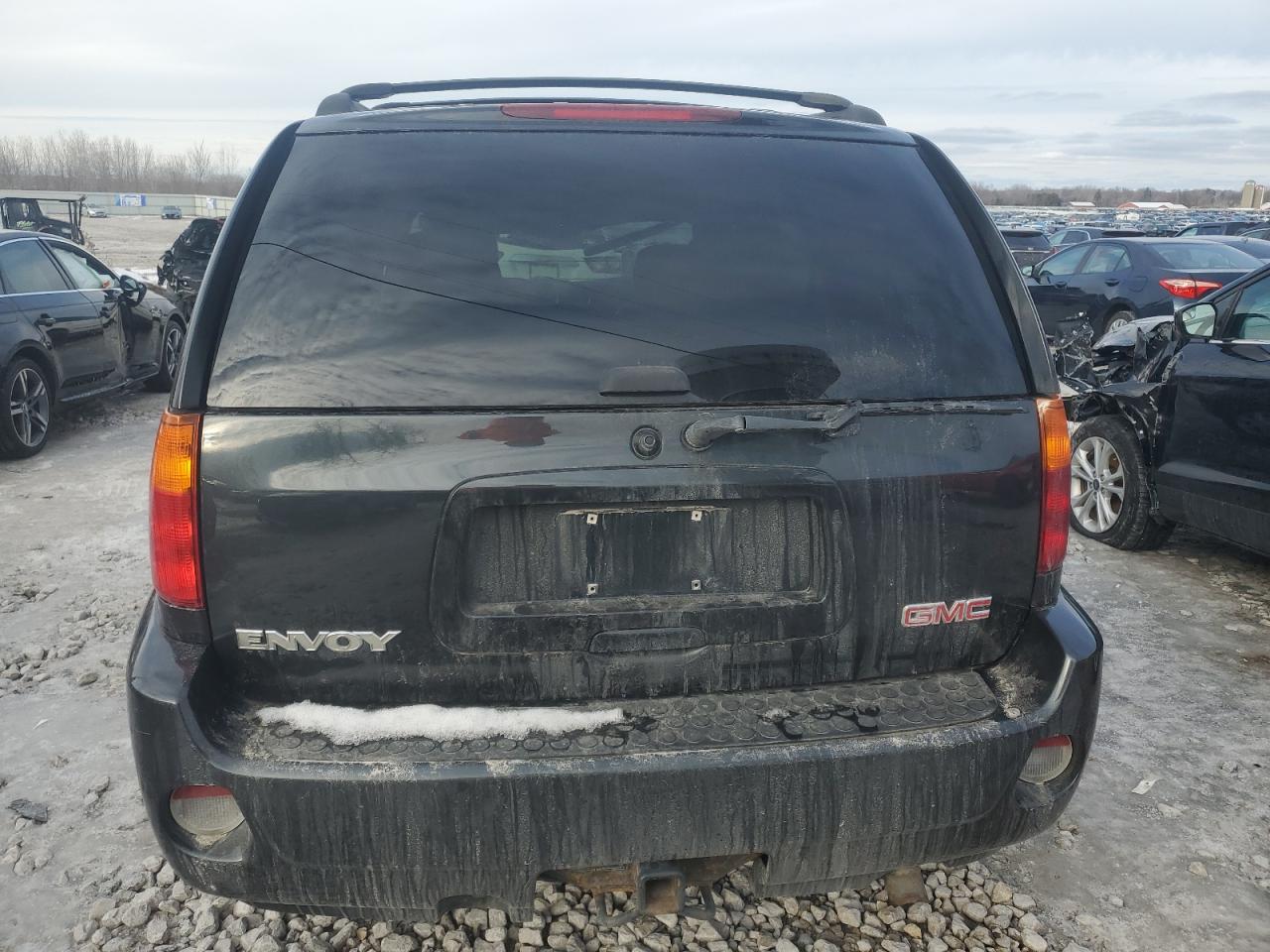 2005 GMC Envoy - Image 6