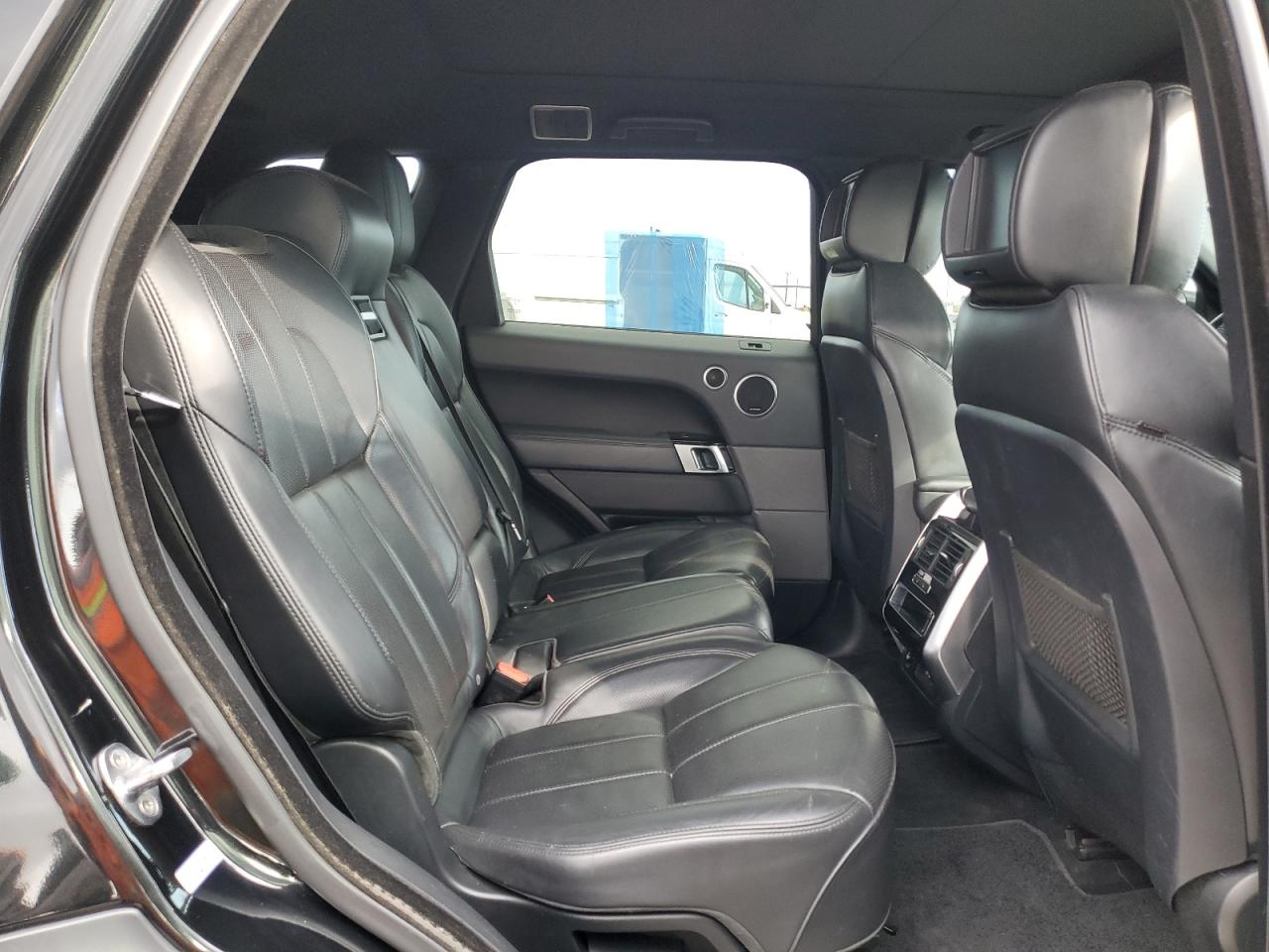 2014 Land Rover Range Rover - Image 11