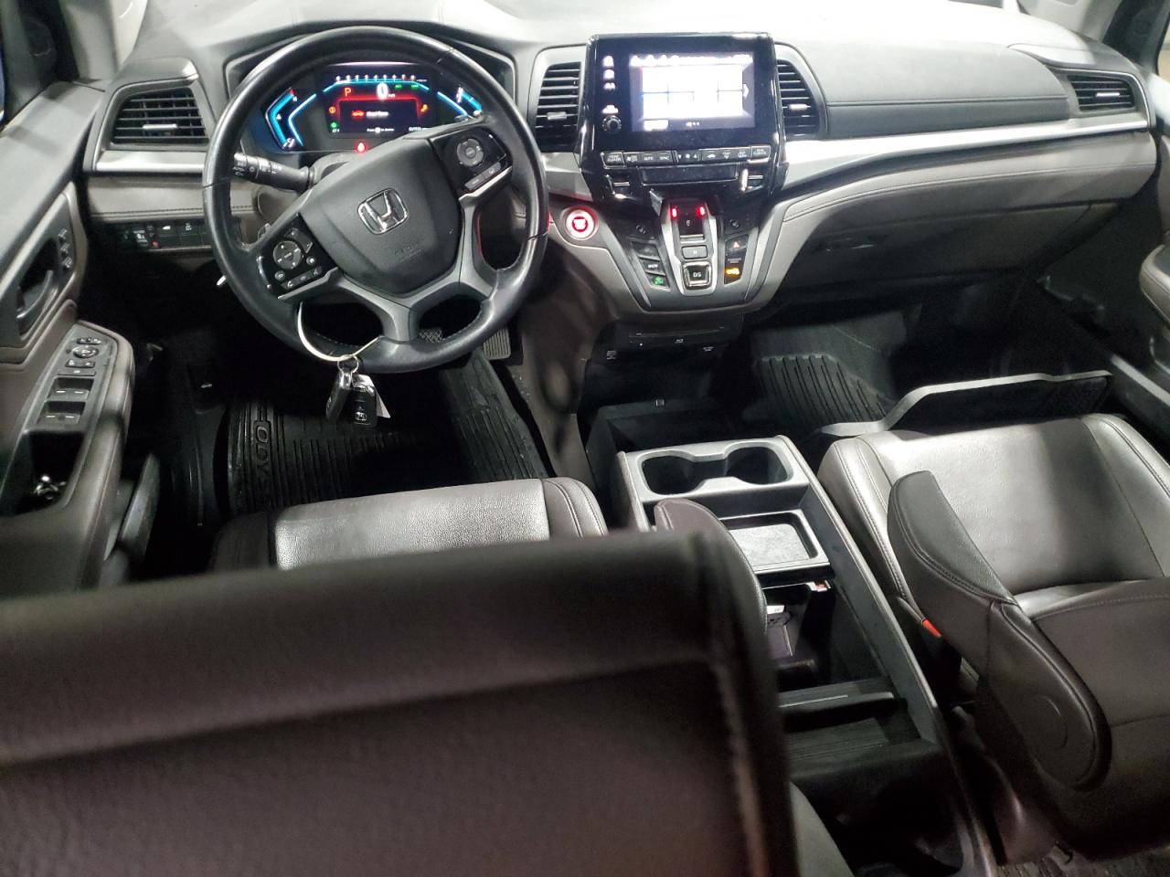 2018 Honda Odyssey - Image 8