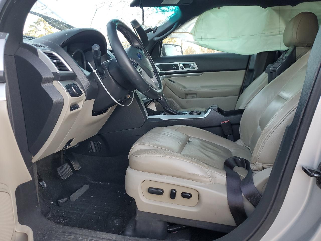 2015 Ford Explorer - Image 7