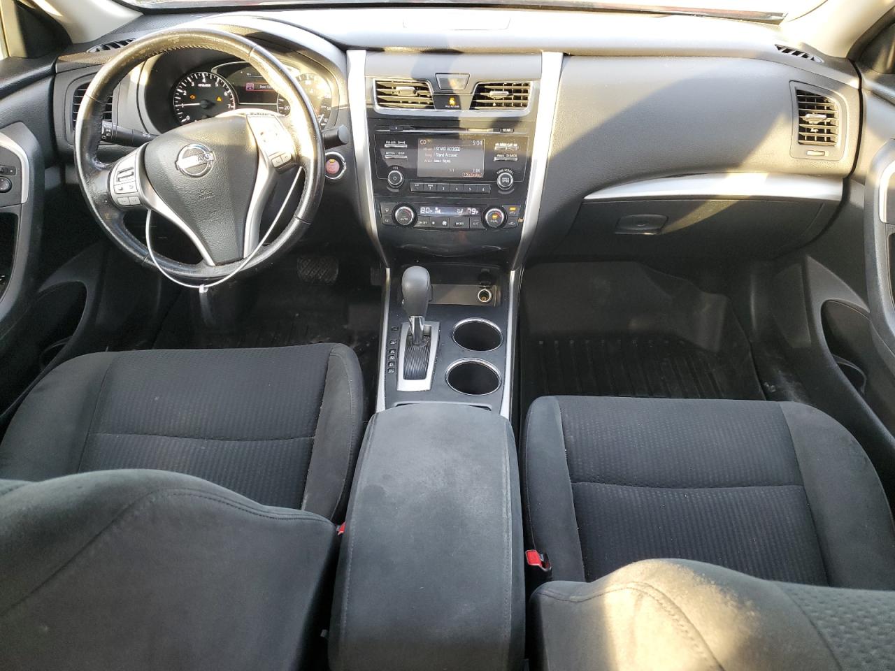 2015 Nissan Altima - Image 8