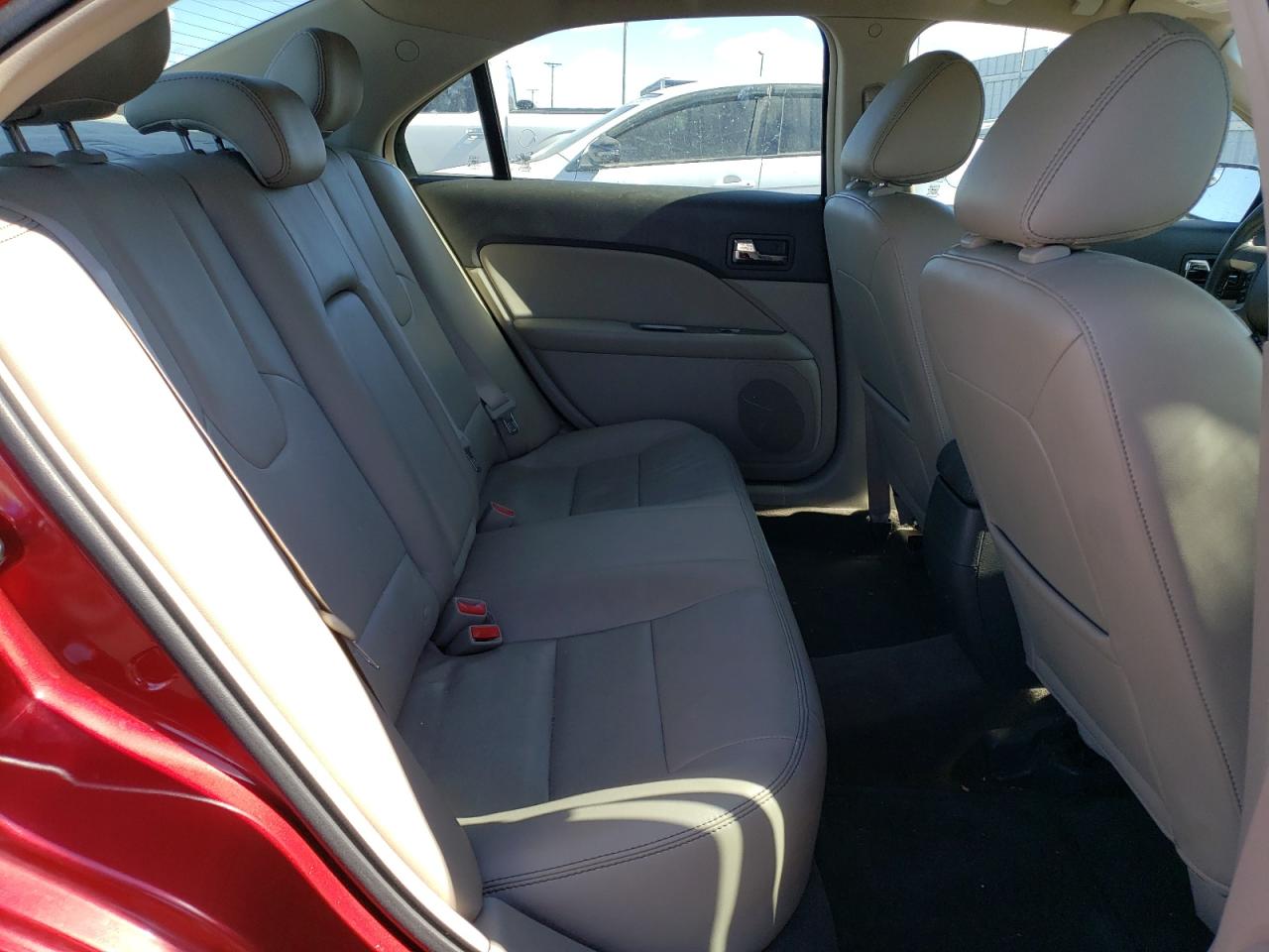 2011 Ford Fusion - Image 10