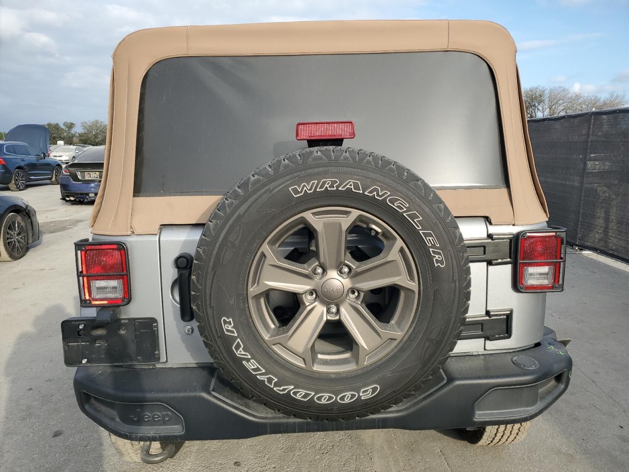 2018 Jeep Wrangler - Image 6