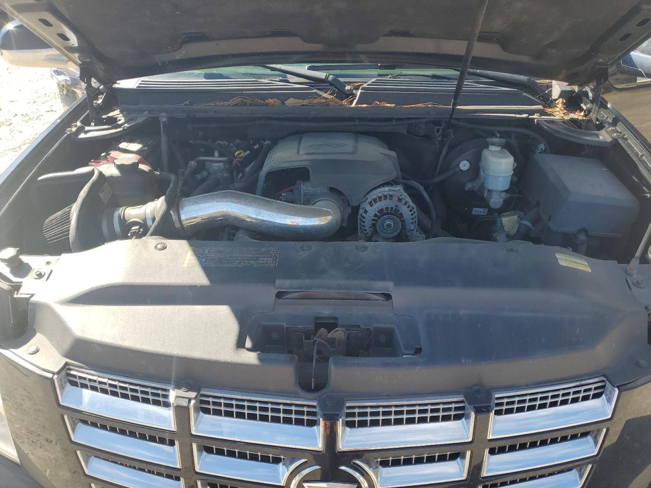 2008 Cadillac Escalade - Image 14