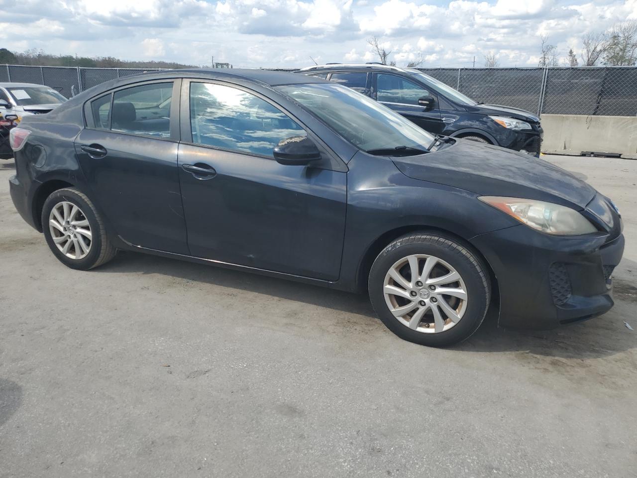 2012 Mazda 3 - Image 4