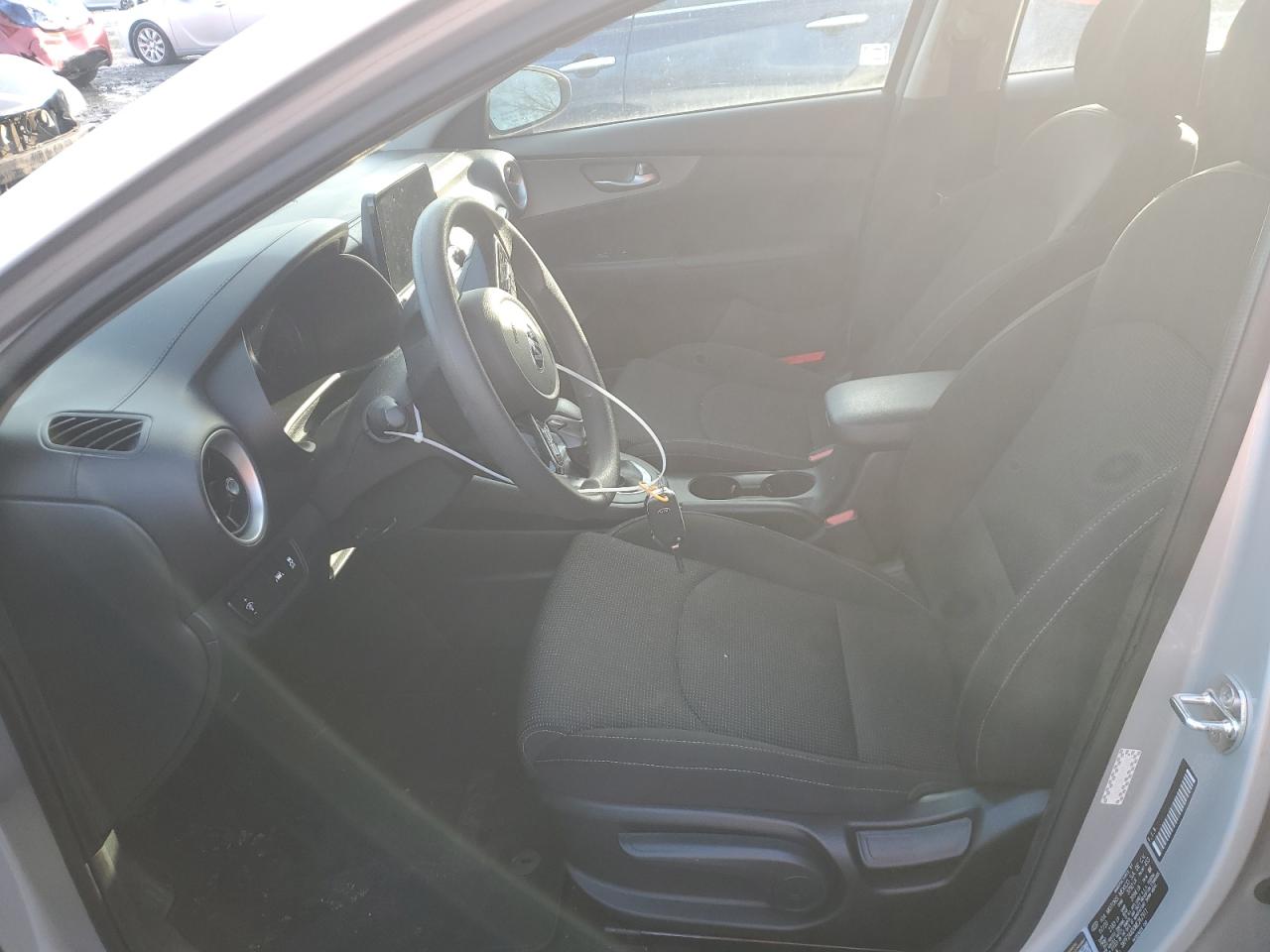 2021 Kia Forte - Image 7