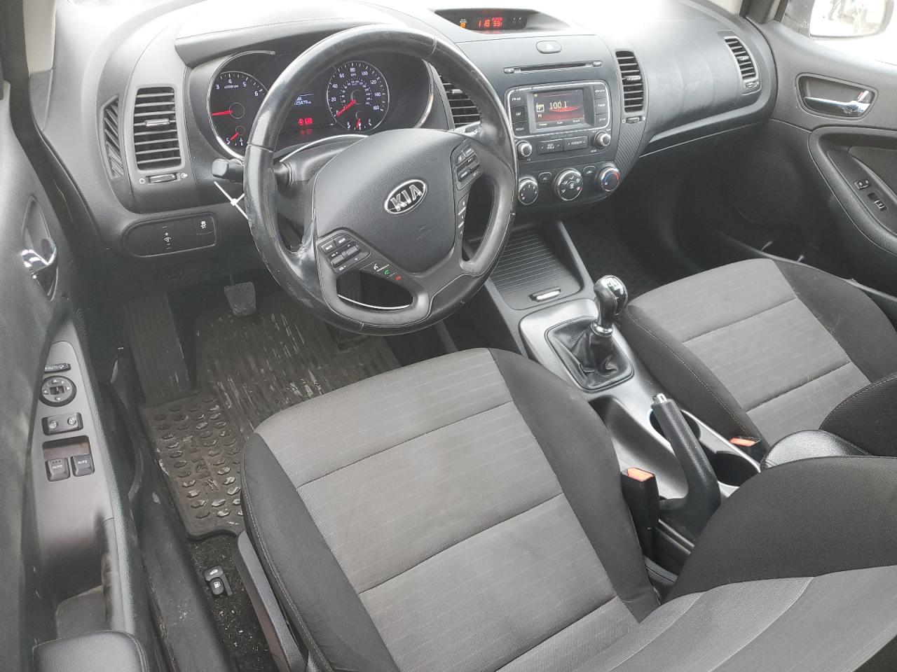 2014 Kia Forte - Image 8