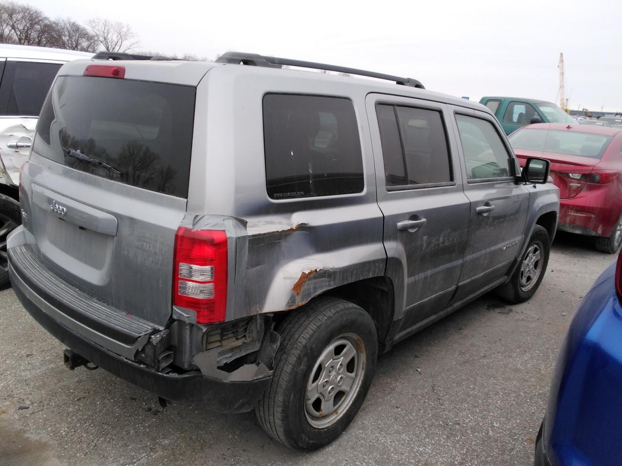 2016 Jeep Liberty (Patriot) - Image 3