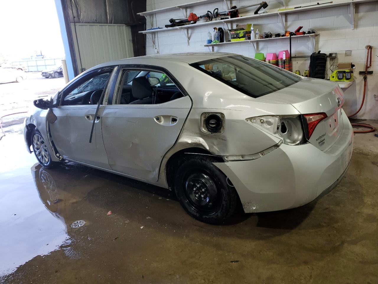 2017 Toyota Corolla - Image 2