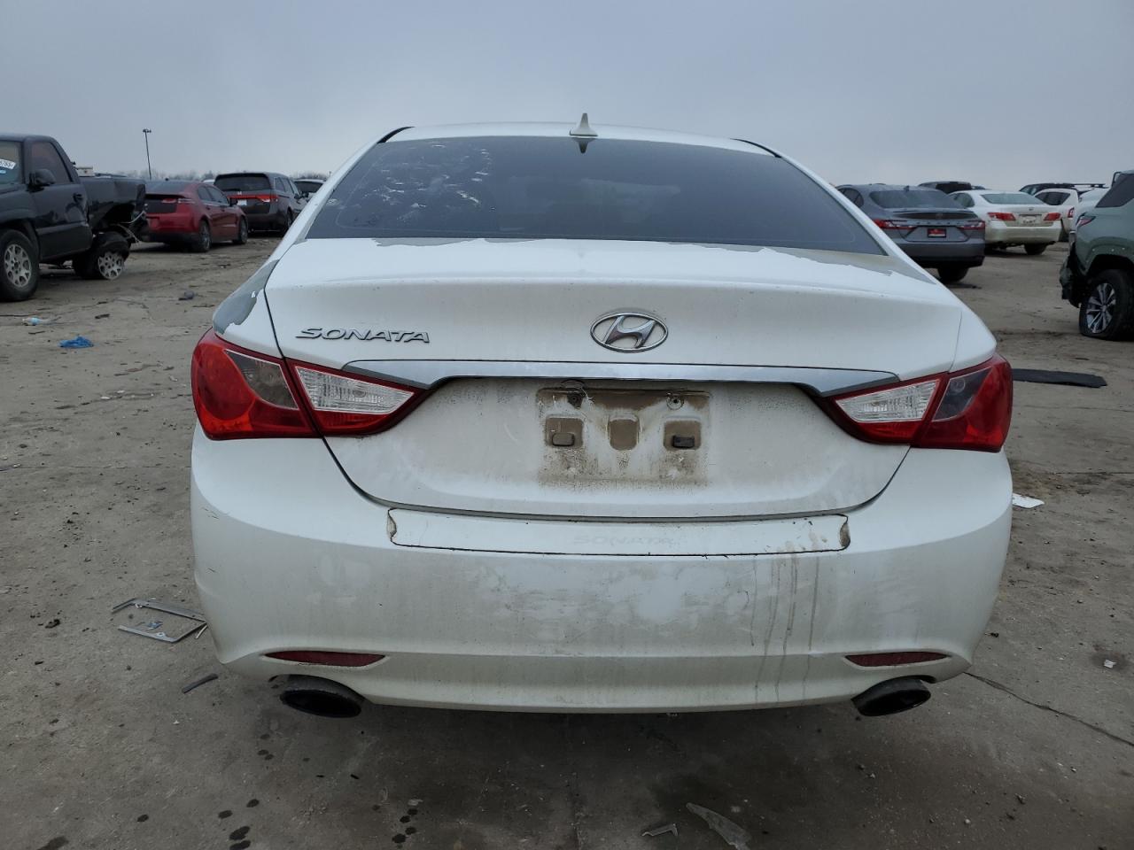 2013 Hyundai Sonata - Image 6