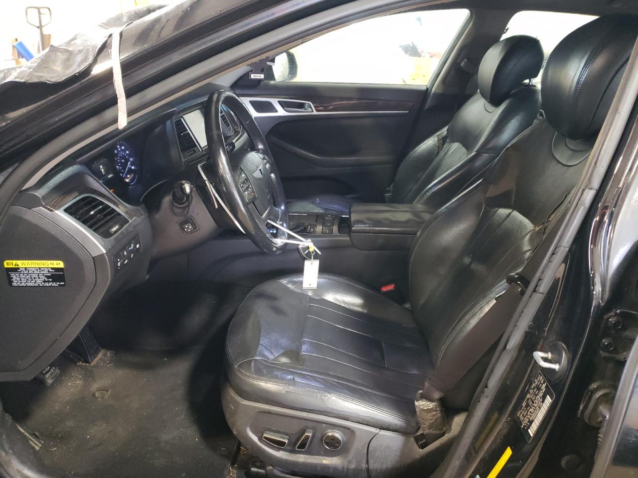 2016 Hyundai Genesis - Image 7