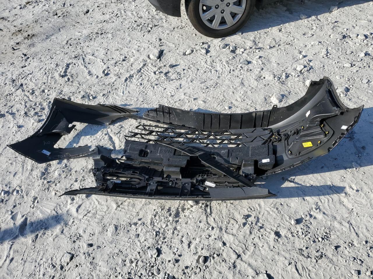 2023 Kia Rio - Image 12