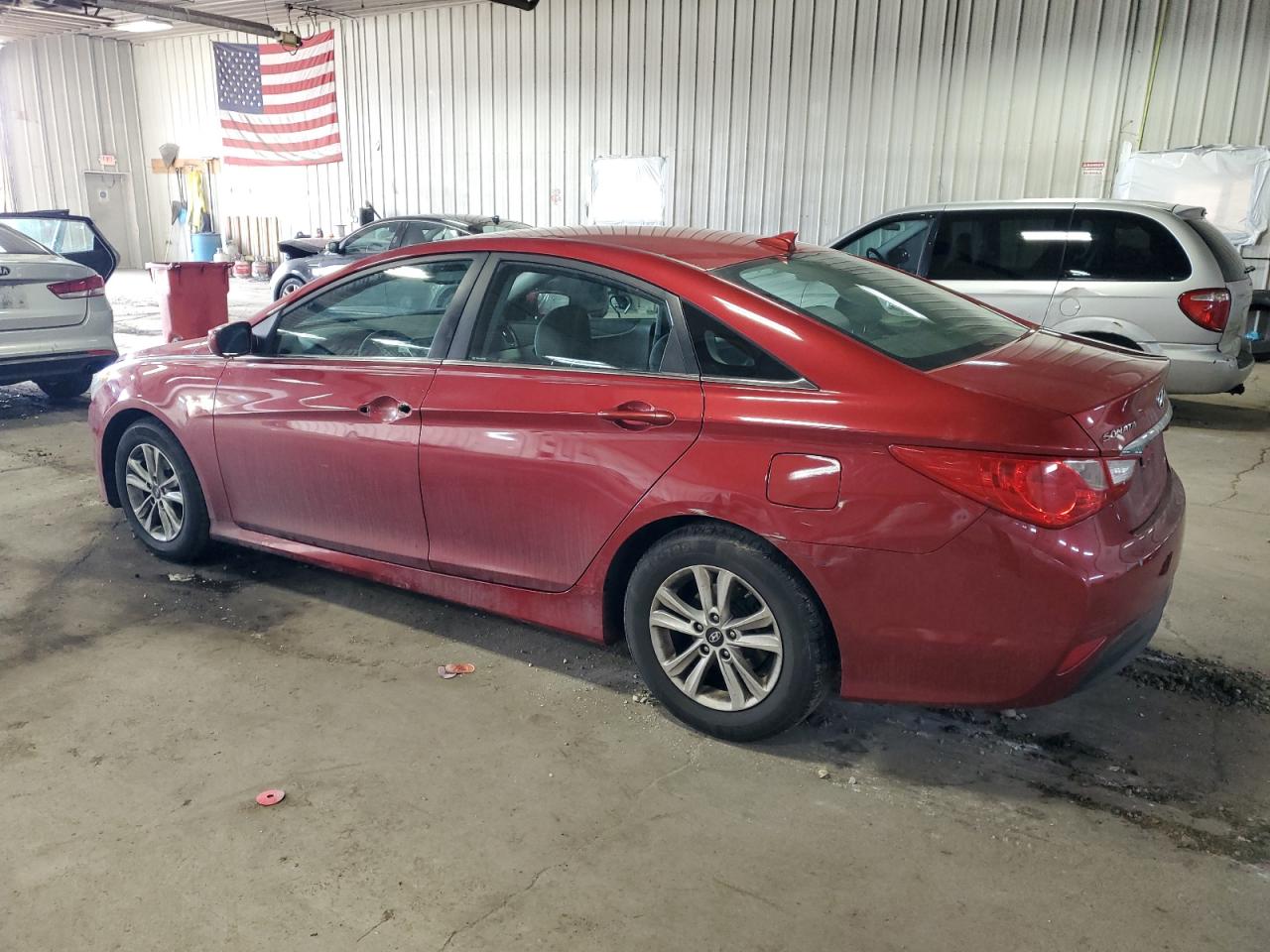 2014 Hyundai Sonata - Image 2
