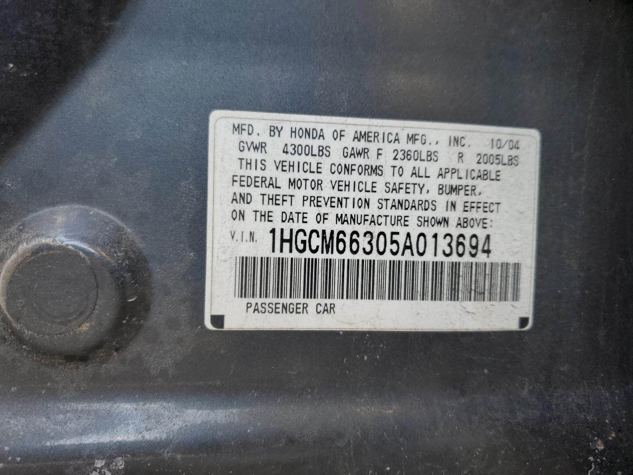 2005 Honda Accord - Image 12