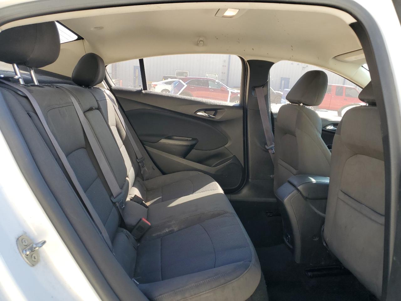 2017 Chevrolet Cruze - Image 10