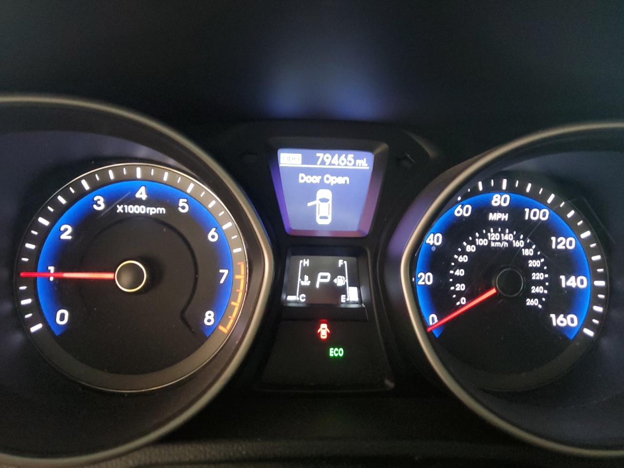 2013 Hyundai Elantra - Image 9