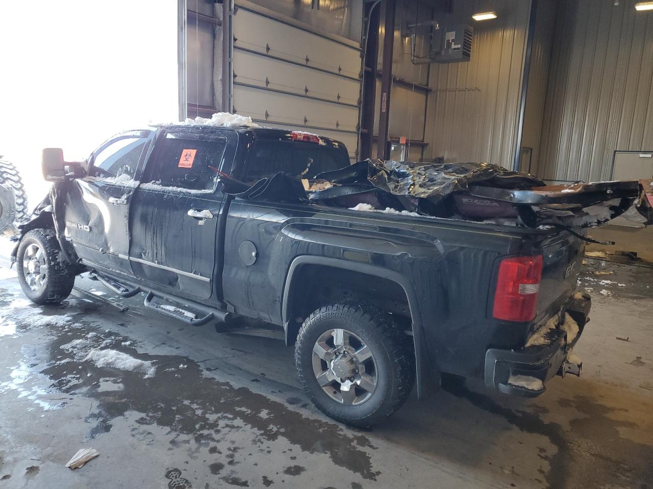2016 GMC Sierra - Image 2