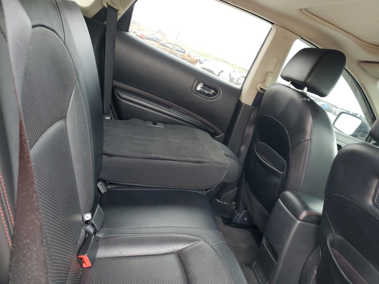 2013 Nissan Rogue - Image 10