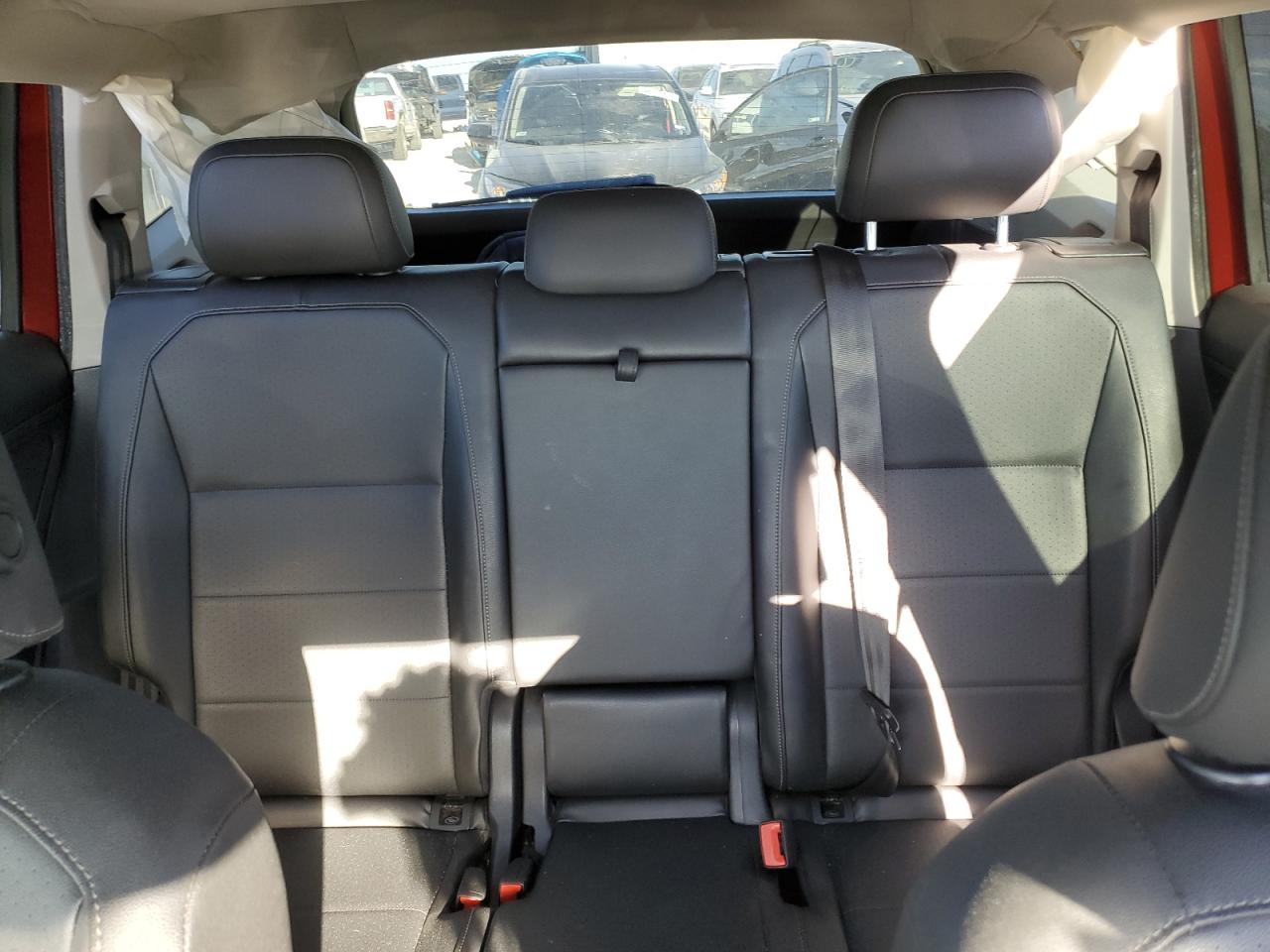 2020 Volkswagen Tiguan - Image 10