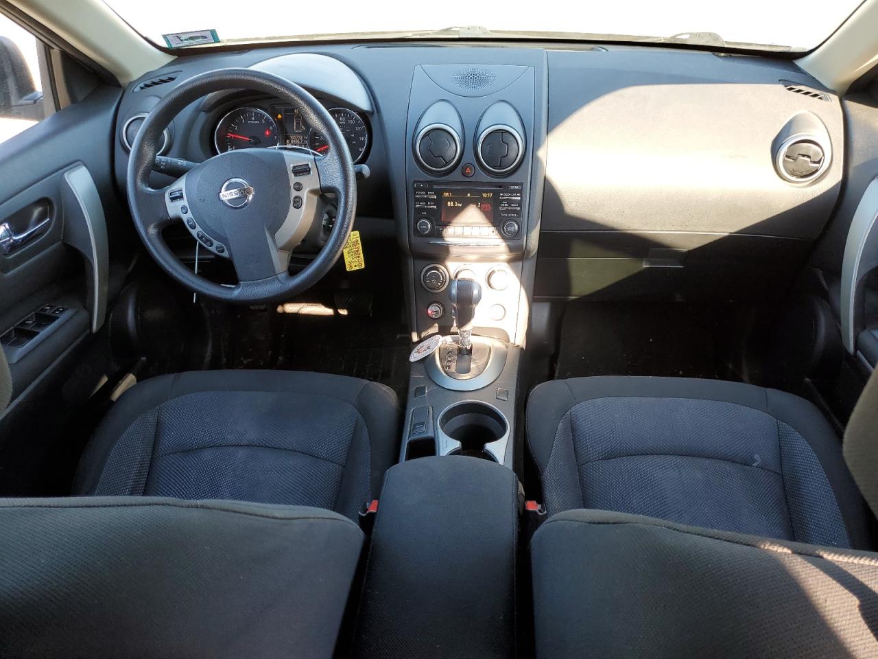2015 Nissan Rogue - Image 8