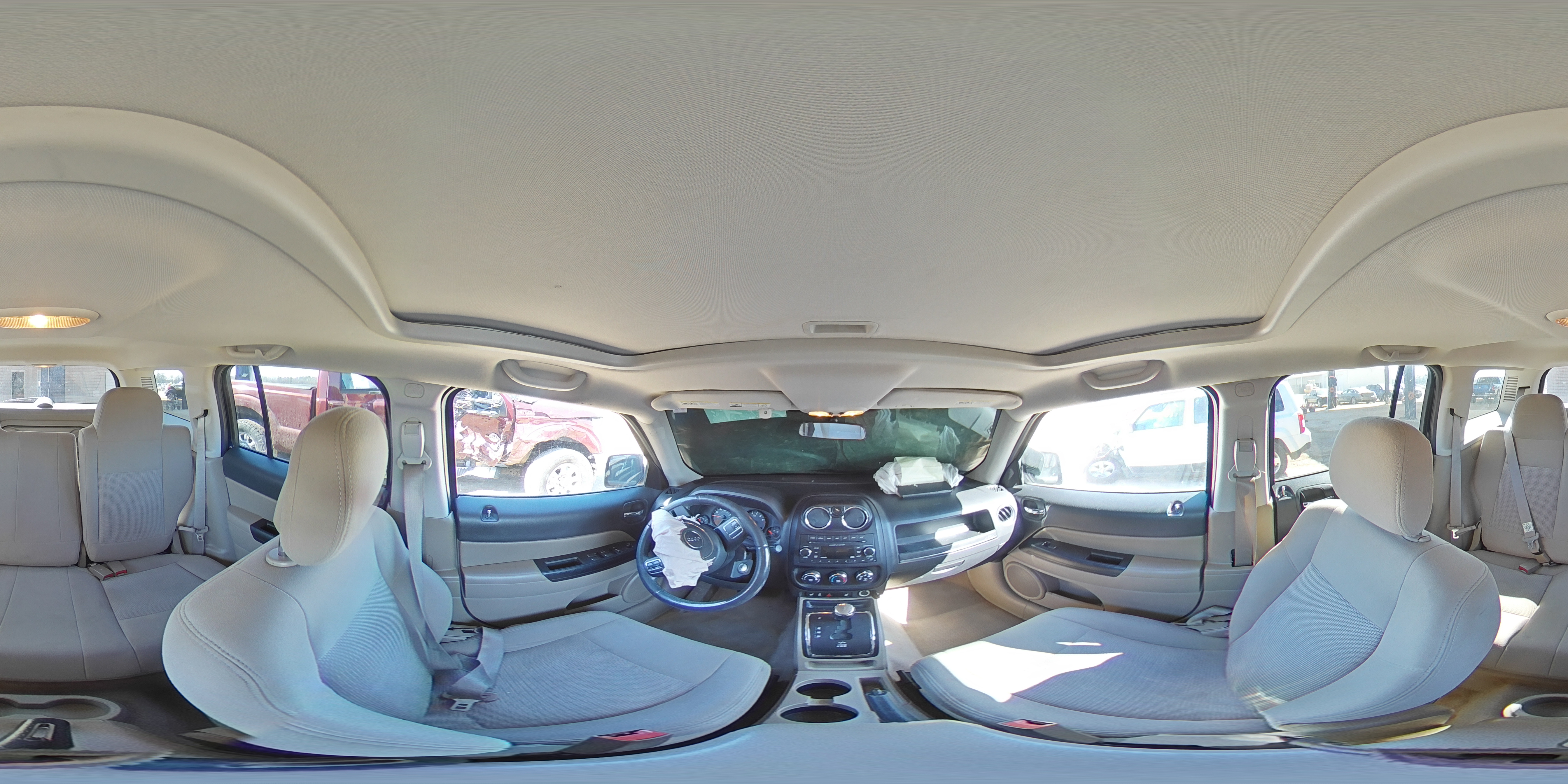 2013 Jeep Liberty (Patriot) - Image 13