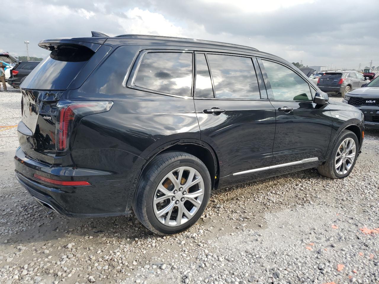 2020 Cadillac XT6 - Image 3