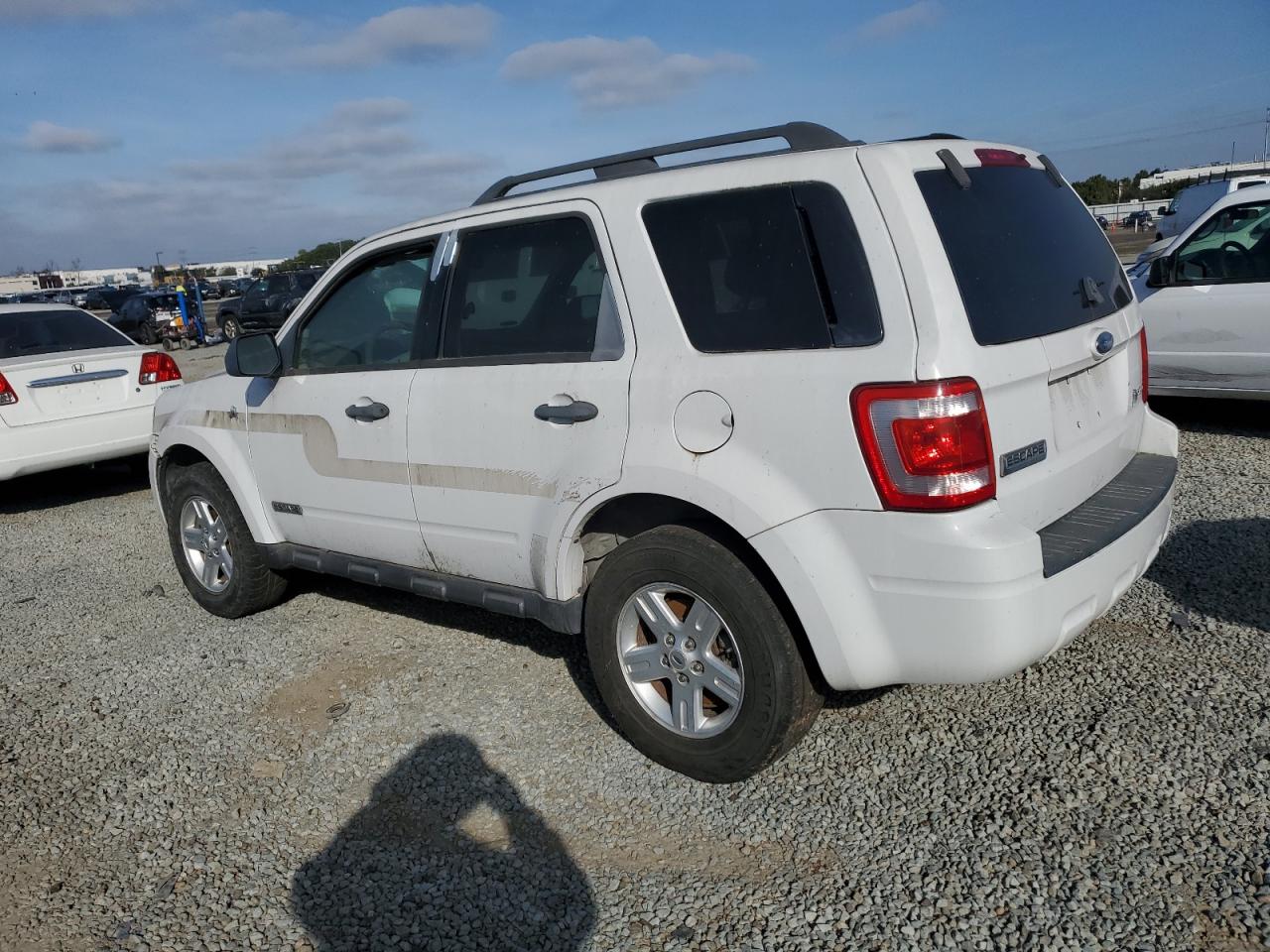 2008 Ford Escape - Image 2