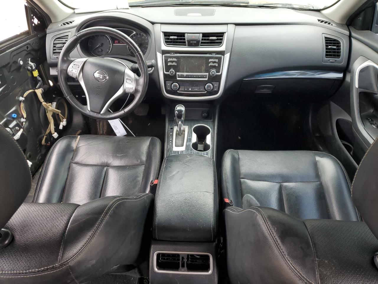 2018 Nissan Altima - Image 8