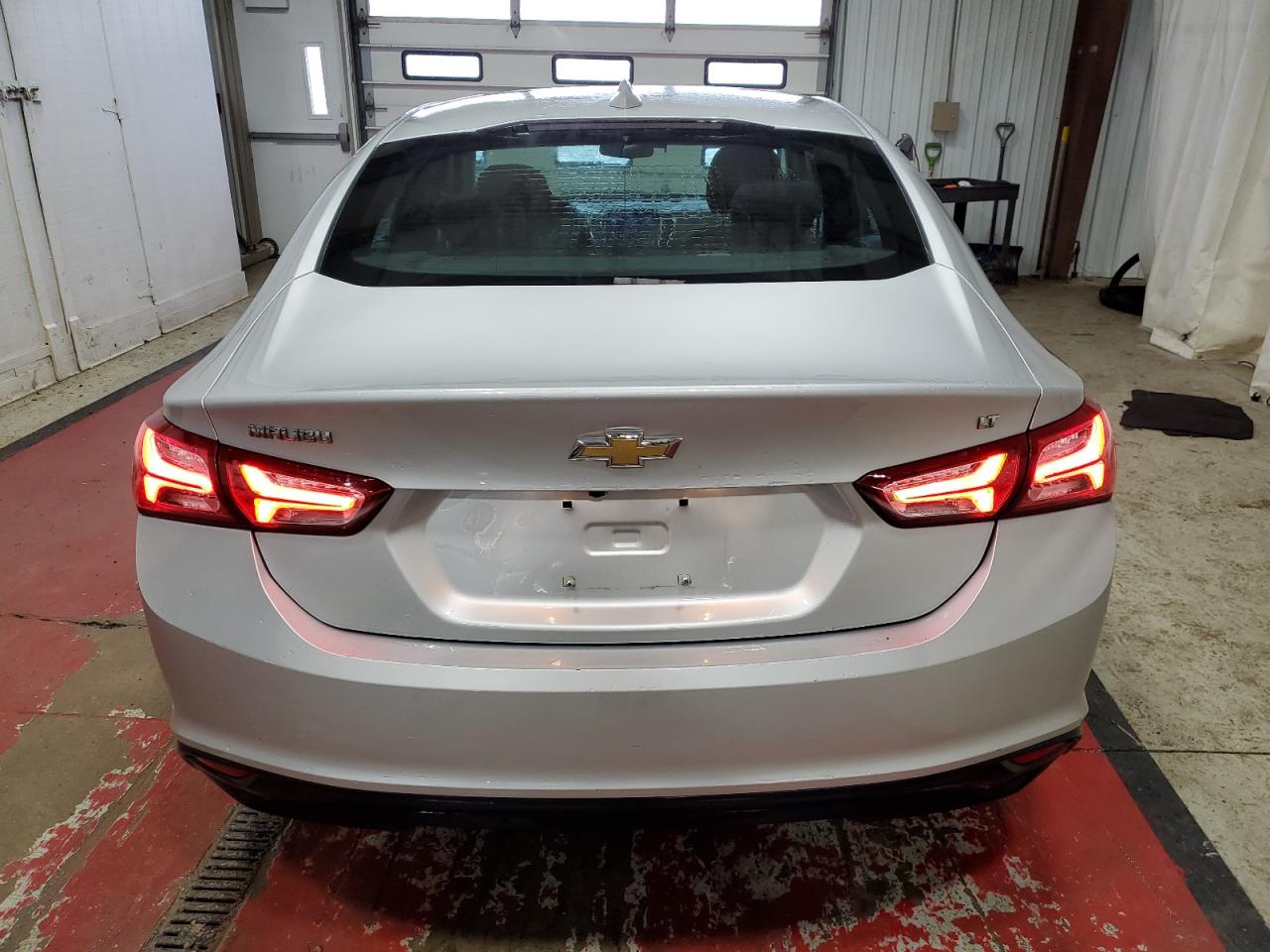 2022 Chevrolet Malibu - Image 6