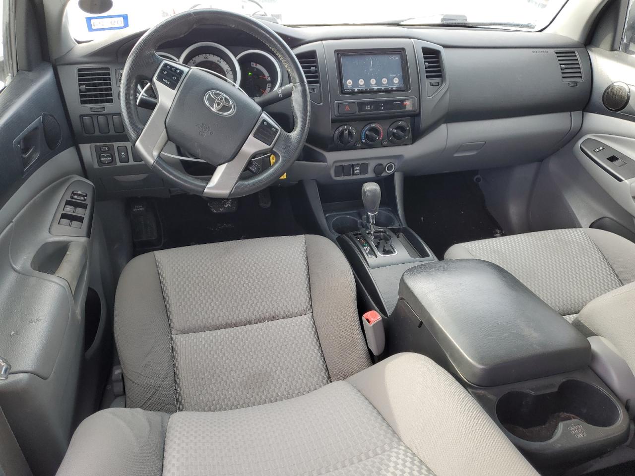 2013 Toyota Tacoma - Image 8