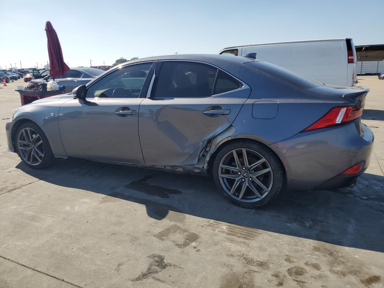 2015 Lexus IS - Image 2