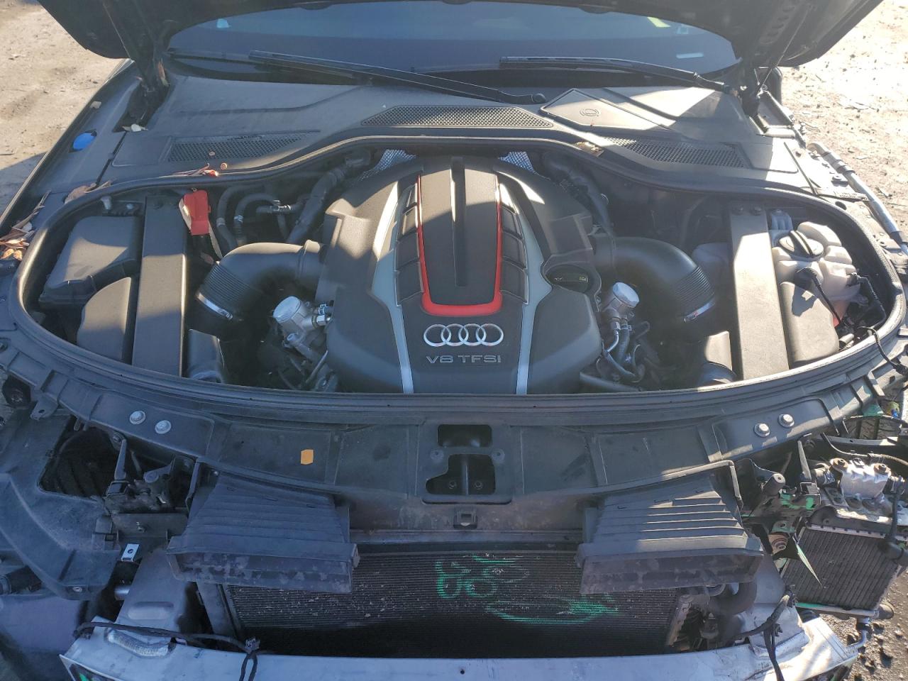 2016 Audi S8 - Image 11