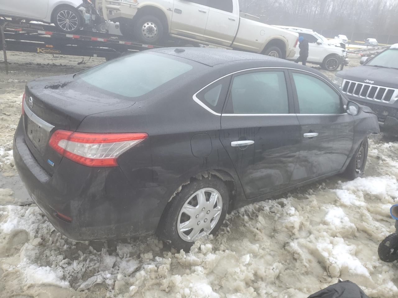2013 Nissan Sentra - Image 3